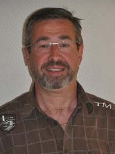 Patrick Vermeire – Coach – Hypnologue – Psychothérapeute – Maitre praticien en life coaching analytique – Coaching mental et hypnose ericksonnienne – Clavier